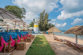 sea of love suite cafe pattaya