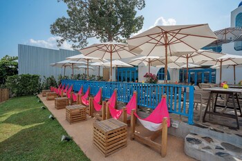 sea of love suite cafe pattaya