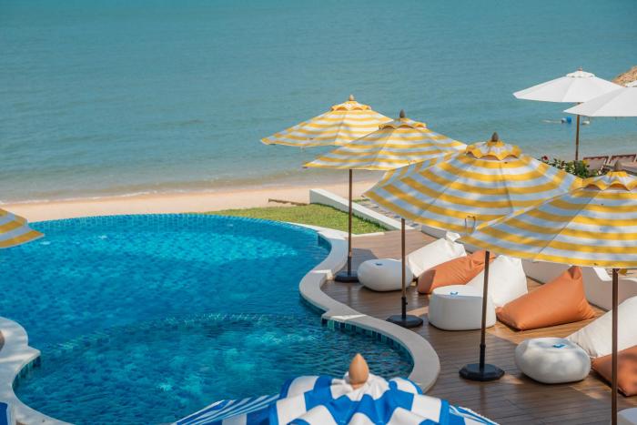 sea of love suite cafe pattaya
