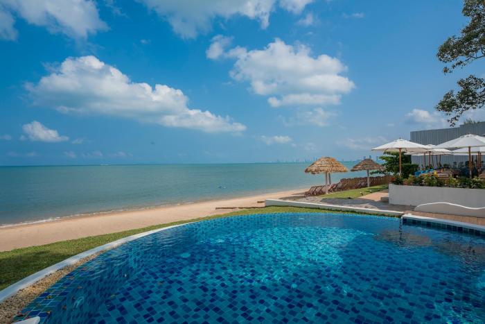 sea of love suite cafe pattaya