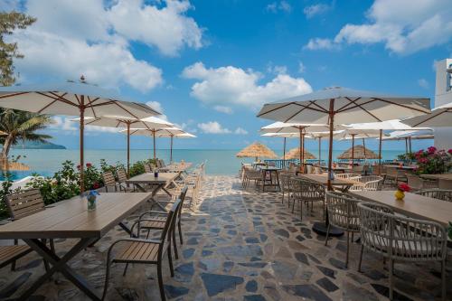 sea of love suite cafe pattaya