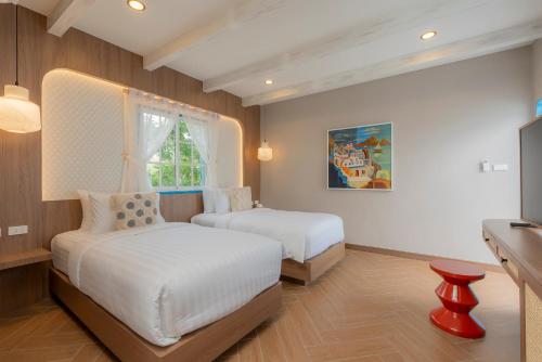 sea of love suite cafe pattaya