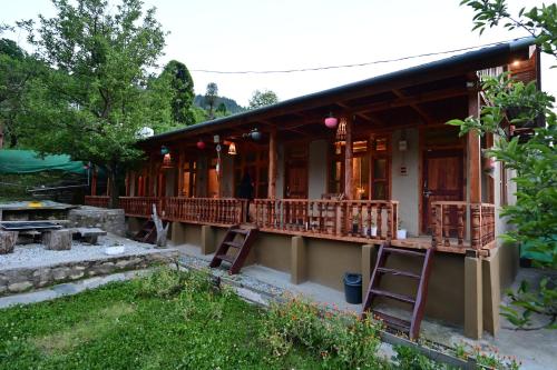 himalayan mud resort