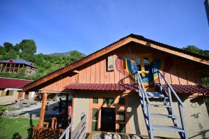 himalayan mud resort