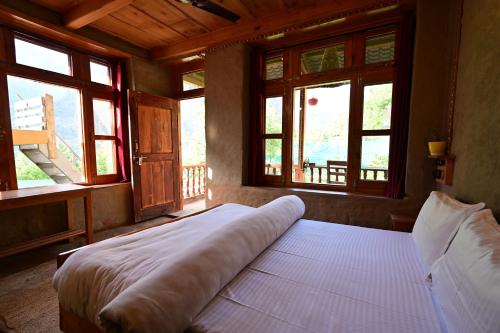 Himalayan Mud Resort,,3 star