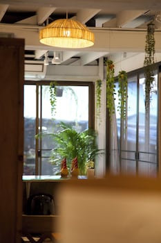 before we go hostel donmueang