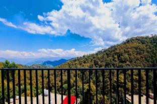 hotel pines and peaks dalhousie