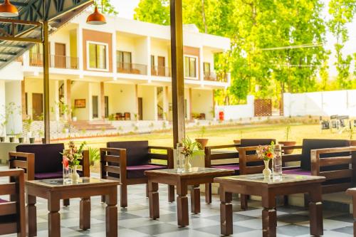 Pristine Woods Dehradun,,5 star