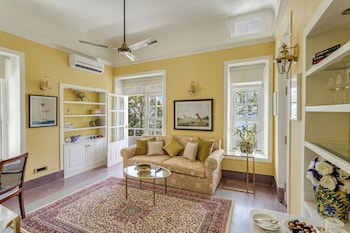 Kinwani House Araiya Anthology,,2 star