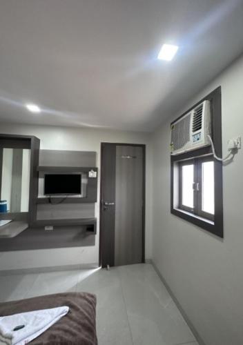 Hotel Rs Regency,,2 star