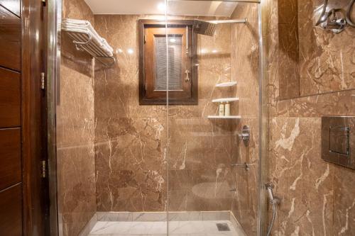 bedchambers serviced apartments south extension