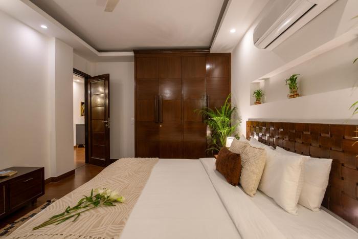 bedchambers serviced apartments south extension