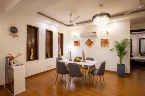 Bedchambers Serviced Apartments South Extension,,4 star