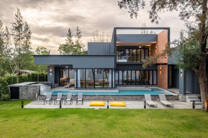 emmarin villa