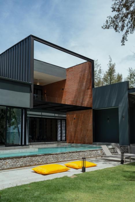 emmarin villa