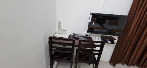 Blueway Residency Downtown Hotel,,3 star