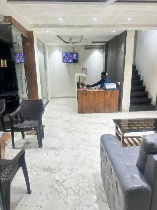 hotel apex and lodging akkalkot