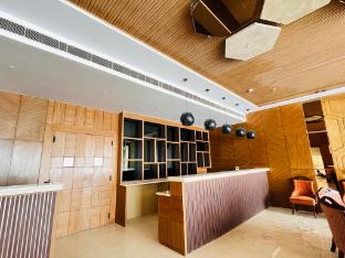 hotel ekas