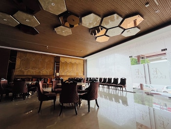 hotel ekas