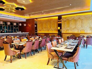 hotel ekas