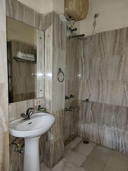 raja nahar singh palace