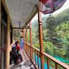 blue sky home jibhi