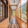blue sky home jibhi