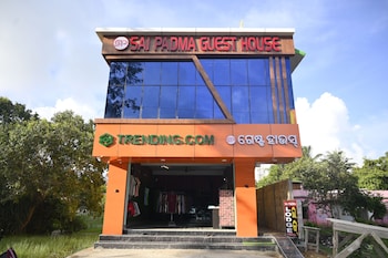 sai padma guest house