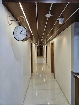 Hotel Gateway Inn,,3 star