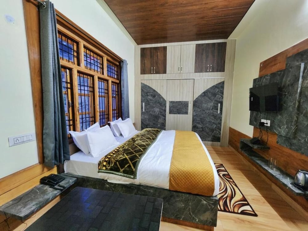 hotel ranveer palace