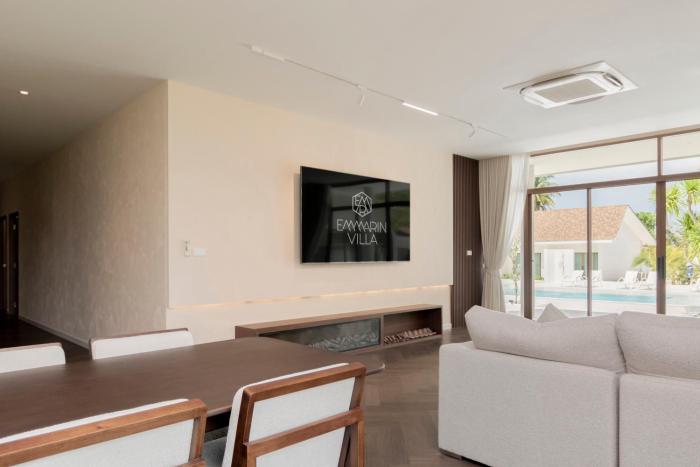 emmarin villa pattaya