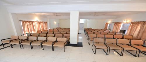 Neelkhanthi Tourist Resort,,2 star