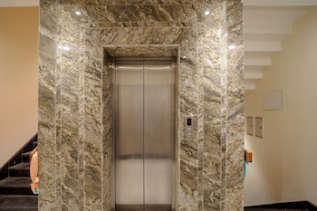 omkar international hotel