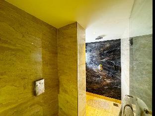 hotel lake view kashmir