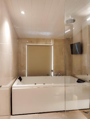 Hotel Lake View Kashmir,,3 star