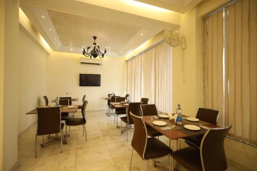 asian suites cyber park gurgaon