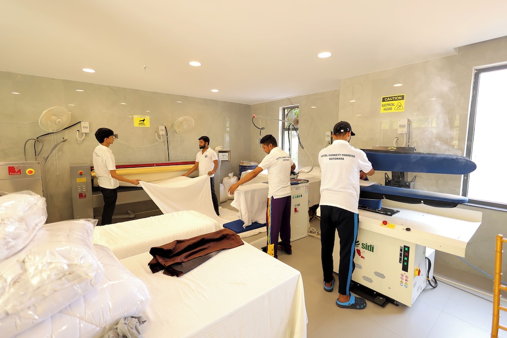 hotel corbett paradise kotdwar