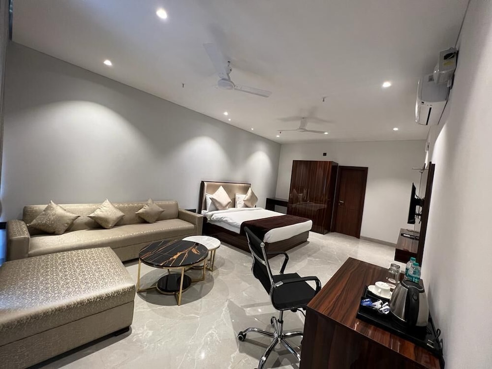 hotel corbett paradise kotdwar