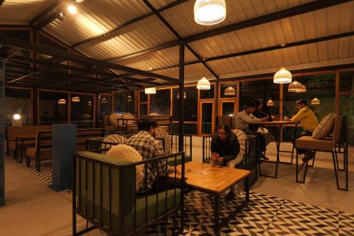 the trippy tribe kasol