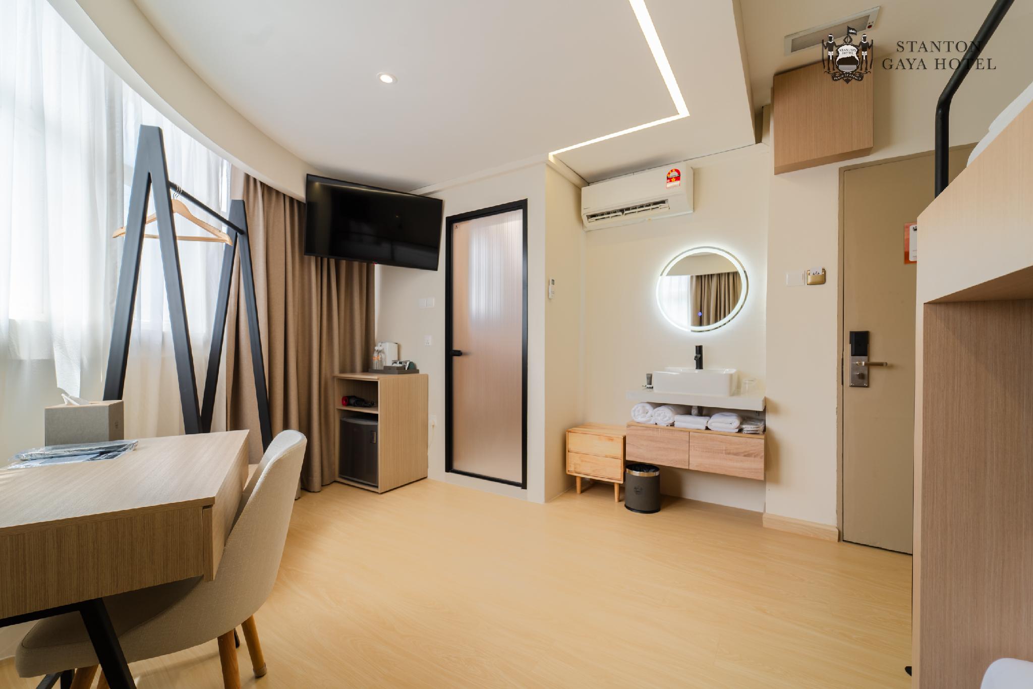 stanton gaya hotel