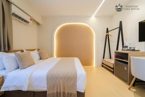 stanton gaya hotel