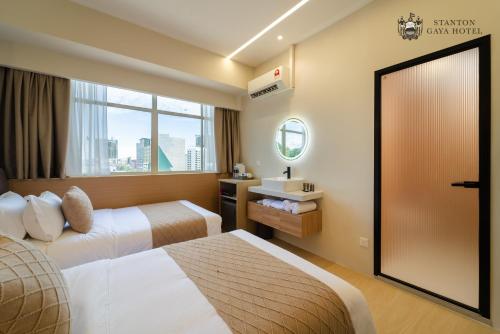 stanton gaya hotel
