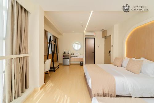 stanton gaya hotel