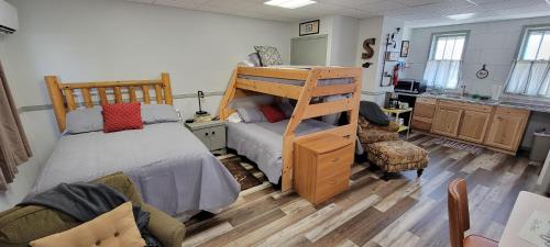 carls cabins