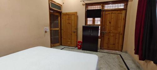 hotel o home swagat homestay