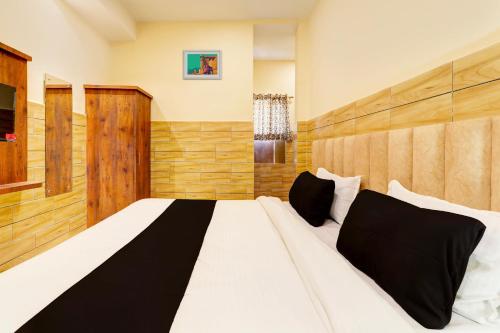 super hotel o super kalpna inn