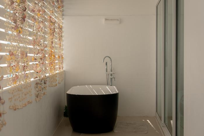 baan sailboat beach kohlarn