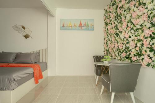 baan sailboat beach kohlarn