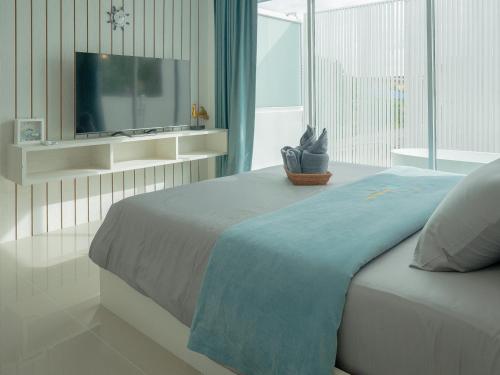 baan sailboat beach kohlarn