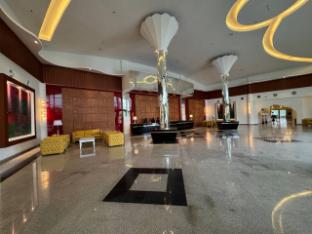 royal park hotel uniten